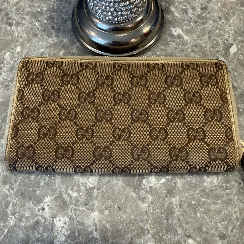 Gucci Brown and Beige Monogram Wallet - Picture 3 of 6